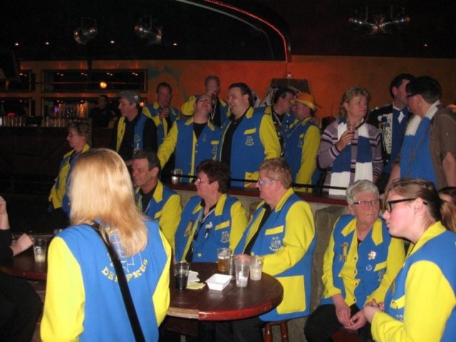ellufsteruren012.jpg