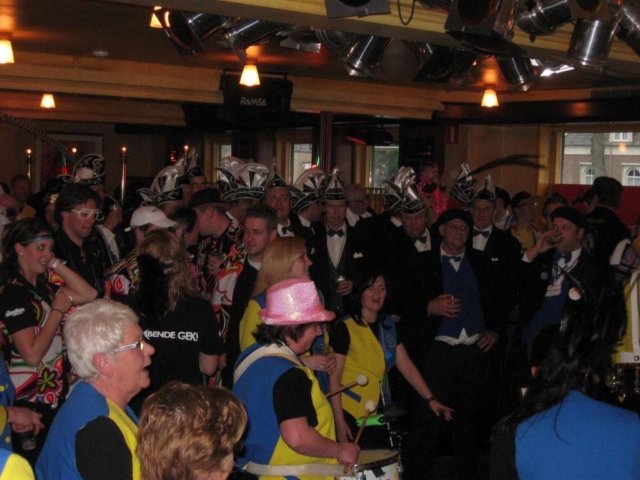 ellufsteruren019.jpg